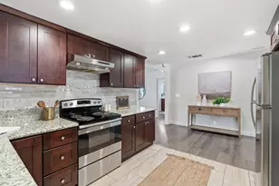 1457 Shirley Dr, Sacramento, CA 95822 - Photo 10