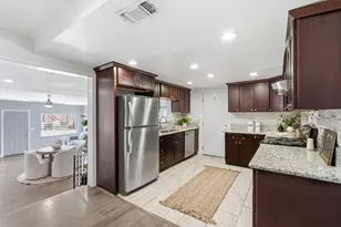 1457 Shirley Dr, Sacramento, CA 95822 - Photo 8