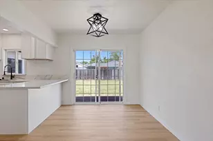 3127 Valencia Way, Sacramento, CA 95825 - Photo 8