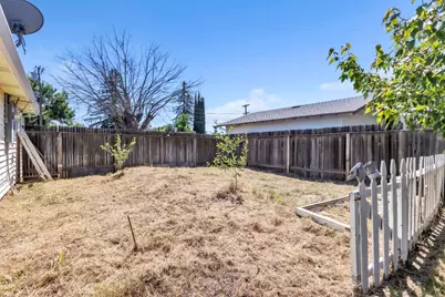 209 Gross Avenue, Marysville, CA 95901 - Photo 28