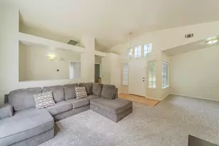 8515 Gibbs Way, Sacramento, CA 95823 - Photo 14
