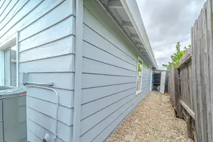 8515 Gibbs Way, Sacramento, CA 95823 - Photo 38