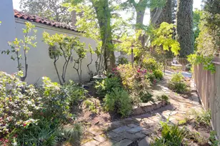 1633 Argonne Dr, Stockton, CA 95203 - Photo 8