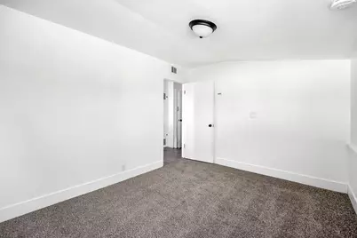 124 W Florinda Street, Hanford, CA 93230 - Photo 30