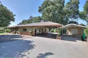 11714 Livingston Cressey Rd, Livingston, CA 95334 - Photo 8