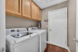 1379 Zephyr Dr, Yuba City, CA 95991 - Photo 20