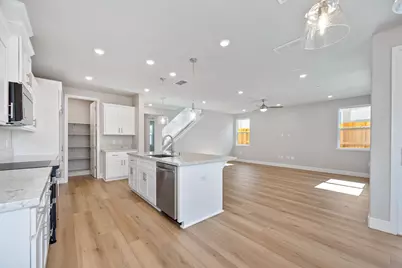 2709 Contour Way, Placer One, CA 95747 - Photo 4