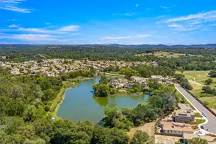 4792 Crowne Point Ct, Rocklin, CA 95677 - Photo 4