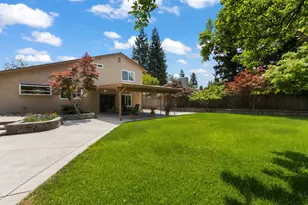 51 Angel Island Cir, Sacramento, CA 95831 - Photo 26