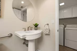 51 Angel Island Cir, Sacramento, CA 95831 - Photo 24