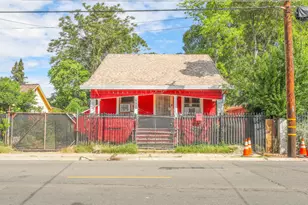 4809 Parker Ave, Sacramento, CA 95820 - Photo 2