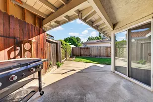 131 Parkshore Cir, Sacramento, CA 95831 - Photo 24