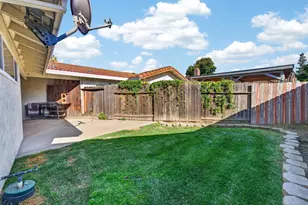 131 Parkshore Cir, Sacramento, CA 95831 - Photo 26