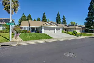 1506 Steinbeck Dr, Roseville, CA 95747 - Photo 1