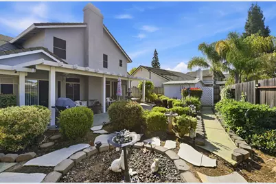 1892 Avenida Martina, Roseville, CA 95747 - Photo 52