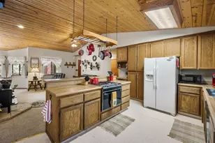 2798 St Moritz Dr, Arnold, CA 95223 - Photo 12