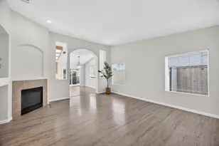 9995 Tarzo Way, Elk Grove, CA 95757 - Photo 10