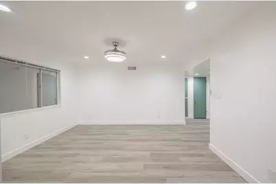 6920 Maita Circle, Sacramento, CA 95820 - Photo 10