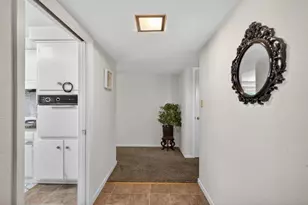 7404 Lindale Dr, Sacramento, CA 95828 - Photo 8