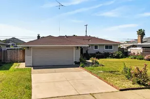 7404 Lindale Dr, Sacramento, CA 95828 - Photo 48