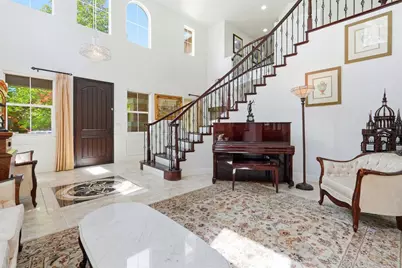 9707 Nature Trail Way, Elk Grove, CA 95757 - Photo 10