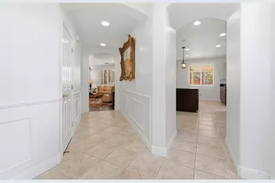 9707 Nature Trail Way, Elk Grove, CA 95757 - Photo 4