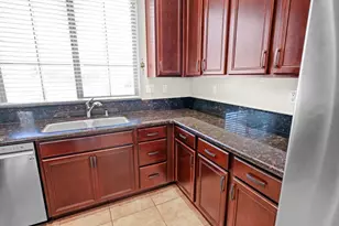 8252 Ashcrest Ln, Fair Oaks, CA 95628 - Photo 16