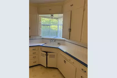 452 Blackwood Street, Sacramento, CA 95815 - Photo 10