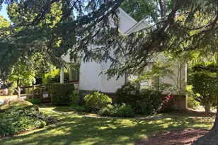 452 Blackwood St, Sacramento, CA 95815 - Photo 1