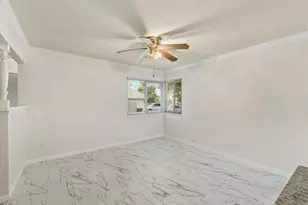 7300 Flamingo Way, Sacramento, CA 95828 - Photo 10