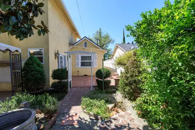 225 Fresno Avenue, Modesto, CA 95351 - Photo 20