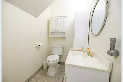 225 Fresno Avenue, Modesto, CA 95351 - Photo 12
