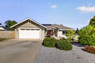 5487 Filbert St, Paradise, CA 95969 - Photo 2
