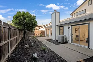 5912 Sawyer Cir, Sacramento, CA 95823 - Photo 40