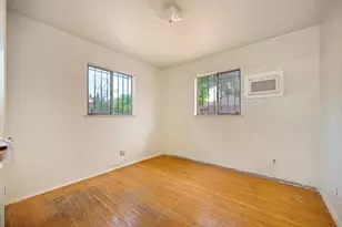 5521 78th St, Sacramento, CA 95820 - Photo 20