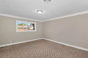 1124 Lakewood Ave, Modesto, CA 95355 - Photo 22