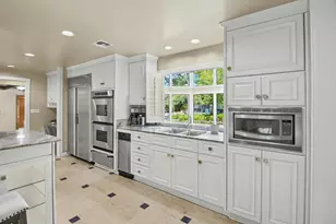 4320 Rand Ln, Sacramento, CA 95864 - Photo 18