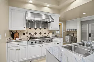 4320 Rand Ln, Sacramento, CA 95864 - Photo 16