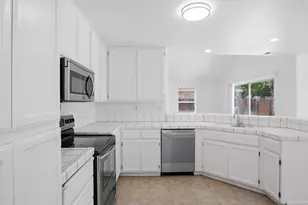 2701 Mozart Dr, Modesto, CA 95358 - Photo 14