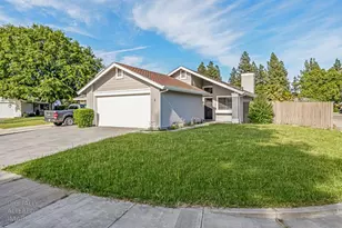 2 Rio Campo Ct, Sacramento, CA 95834 - Photo 2