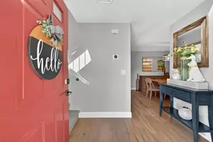 8165 Rose Vine Ln, Fair Oaks, CA 95628 - Photo 2