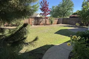 4117 Tahoe Vista Dr, Rocklin, CA 95765 - Photo 4