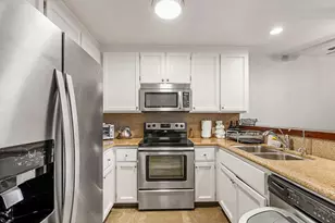 625 N Church St, Lodi, CA 95240 - Photo 2