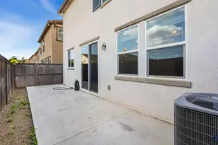8877 Tethys Ln, Elk Grove, CA 95758 - Photo 24