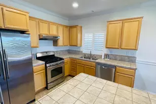 3256 Kyle Ave, Riverbank, CA 95367 - Photo 8