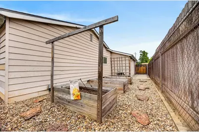 7133 Oakberry Way, Citrus Heights, CA 95621 - Photo 36