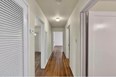 4830 Del Norte Boulevard, Sacramento, CA 95820 - Photo 26