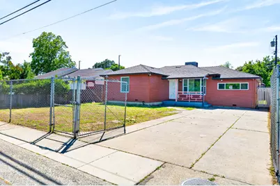 4830 Del Norte Boulevard, Sacramento, CA 95820 - Photo 2
