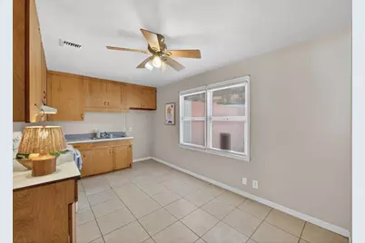 4830 Del Norte Boulevard, Sacramento, CA 95820 - Photo 12