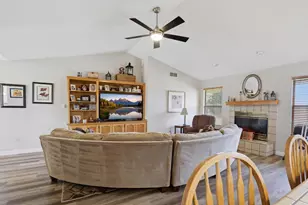 1690 Sequoia Dr, Yuba City, CA 95993 - Photo 6
